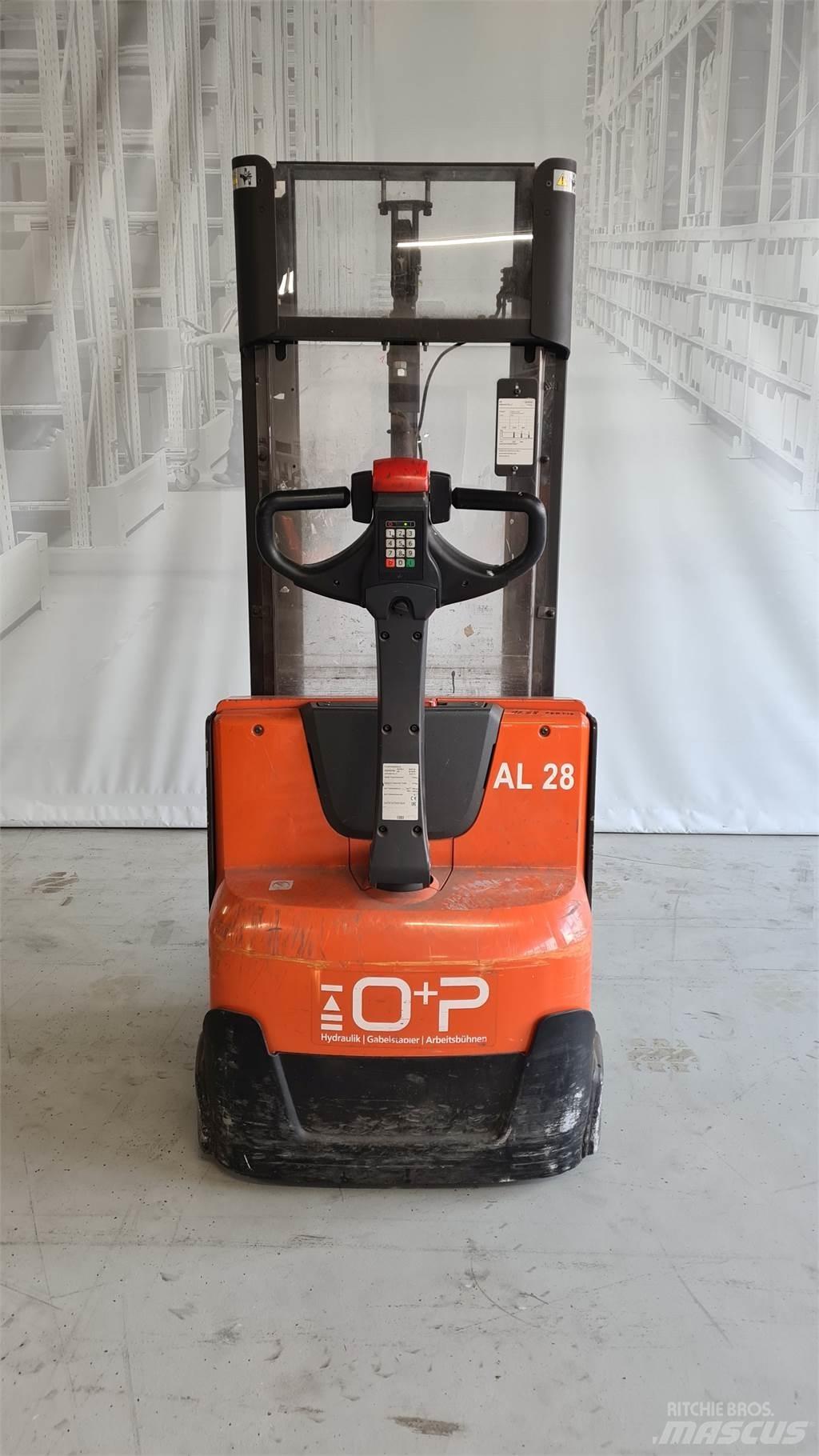 Toyota SWE120 Stapelaar meeloop