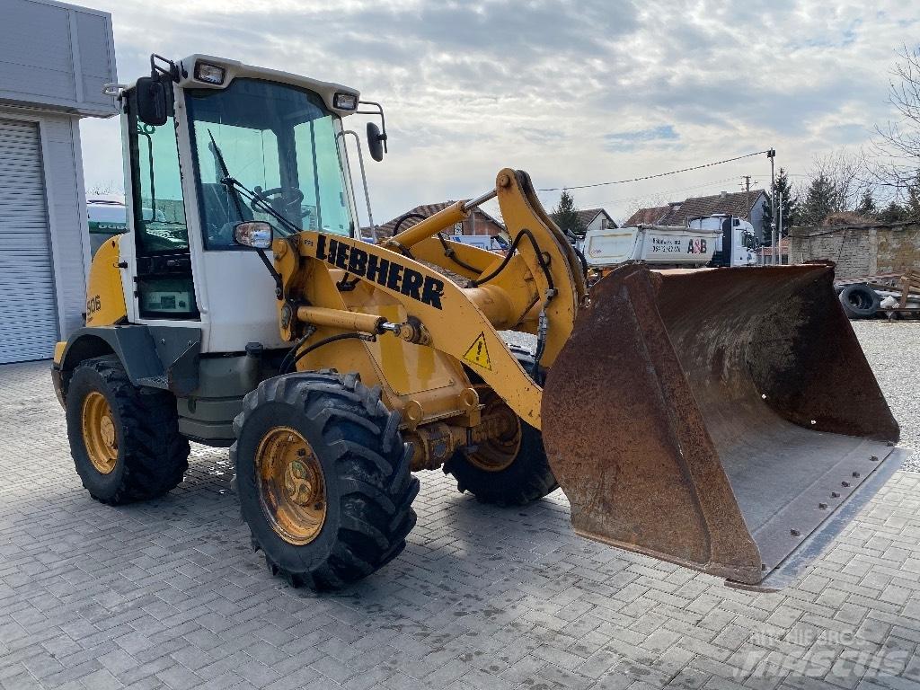 Liebherr 506 Stereo Wielladers