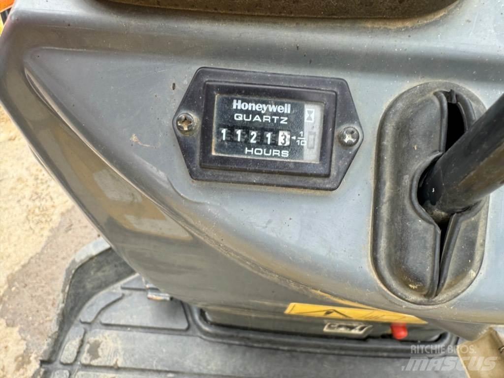 Yanmar SV08 (1C169) Minigraafmachines < 7t