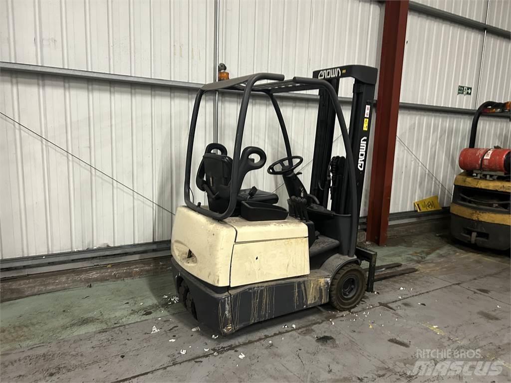 Crown SC3013 Elektrische heftrucks
