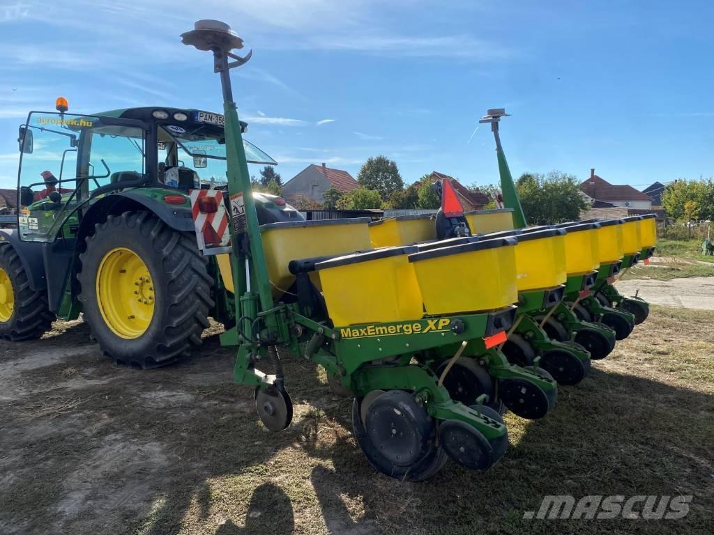 John Deere 1750 Plantmachines