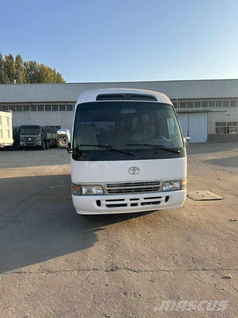 Toyota Coaster Intercitybussen