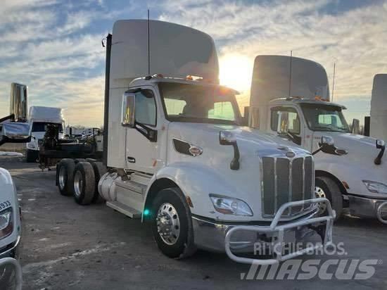 Peterbilt 579 Trekkers