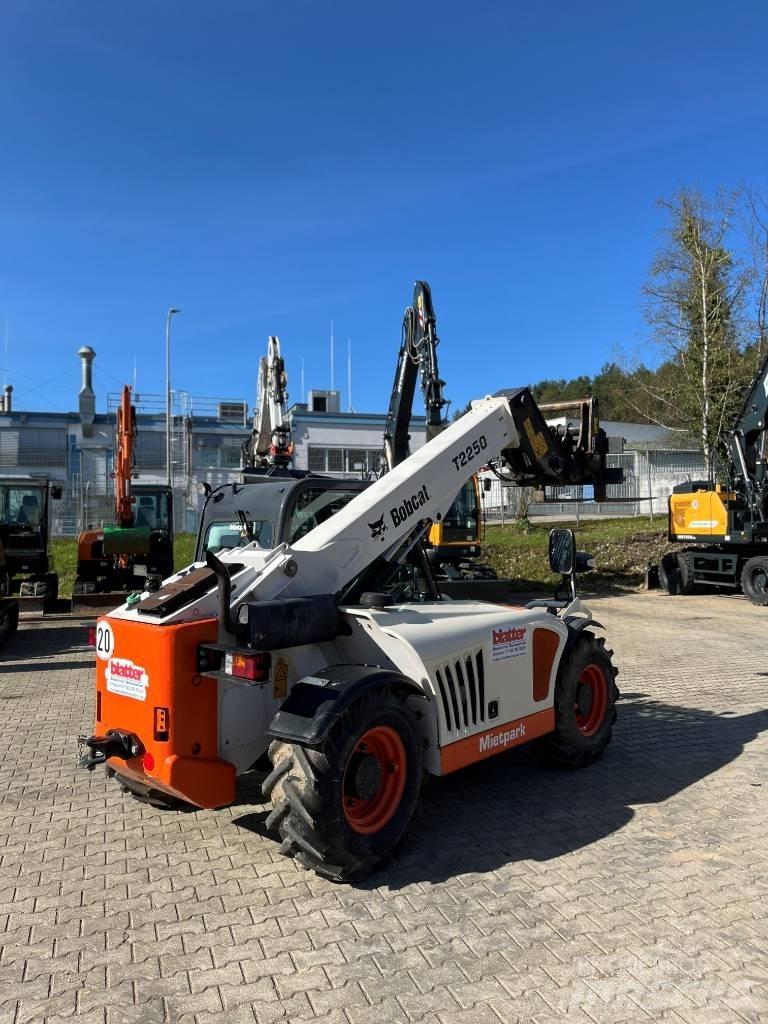 Bobcat T 2250 Verreikers