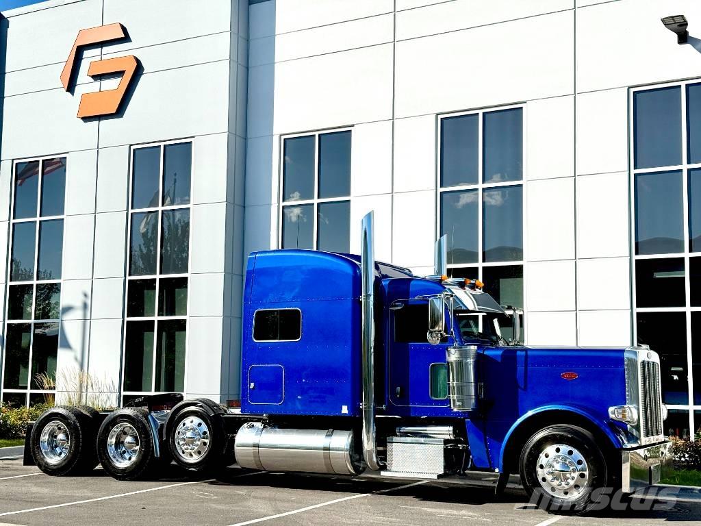 Peterbilt 389 Trekkers