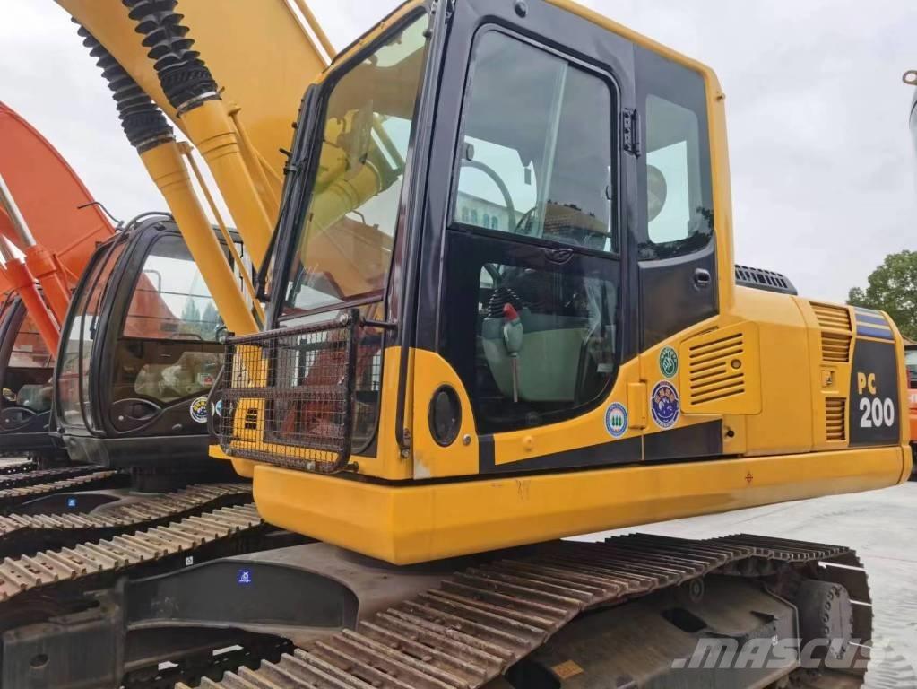 Komatsu PC 200-8 Rupsgraafmachines