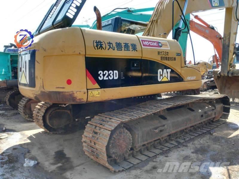CAT 323 D L Rupsgraafmachines