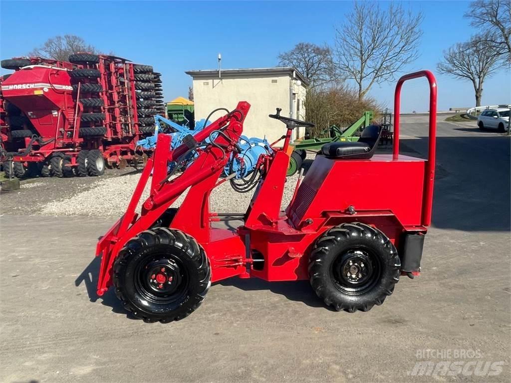 Weidemann 1302 Miniladers