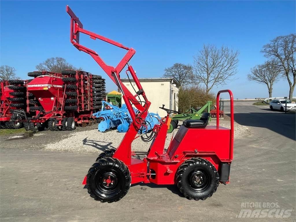 Weidemann 1302 Miniladers