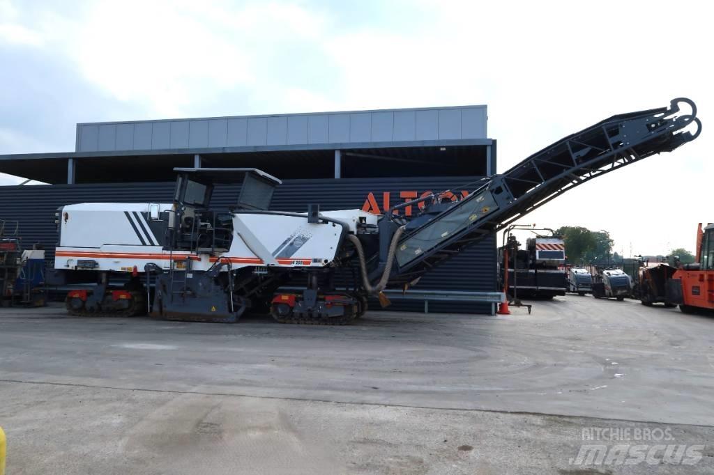 Wirtgen W250 Asfaltfrezen