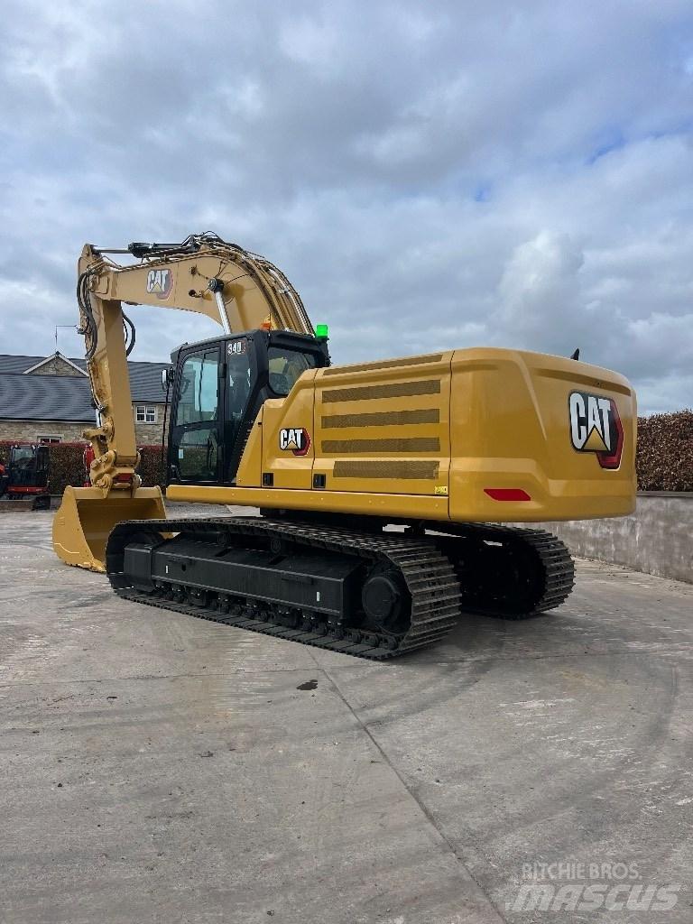CAT 340 Rupsgraafmachines