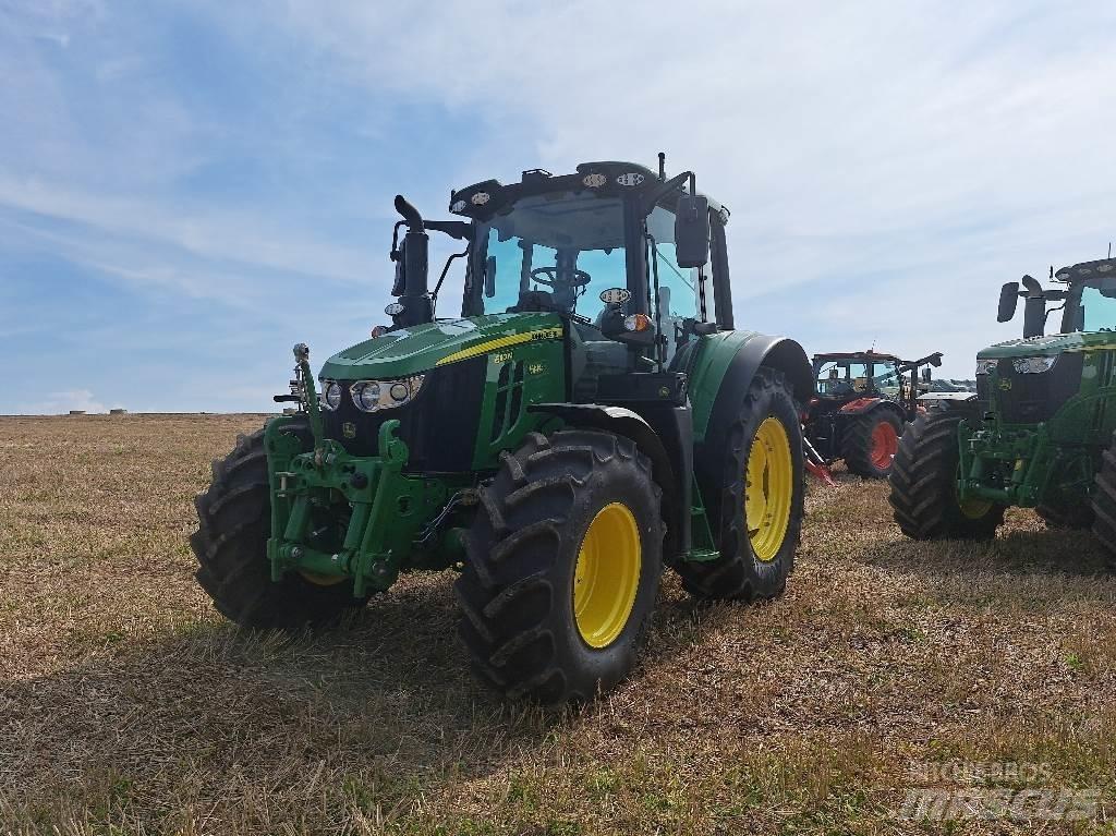 John Deere 6110M Tractoren
