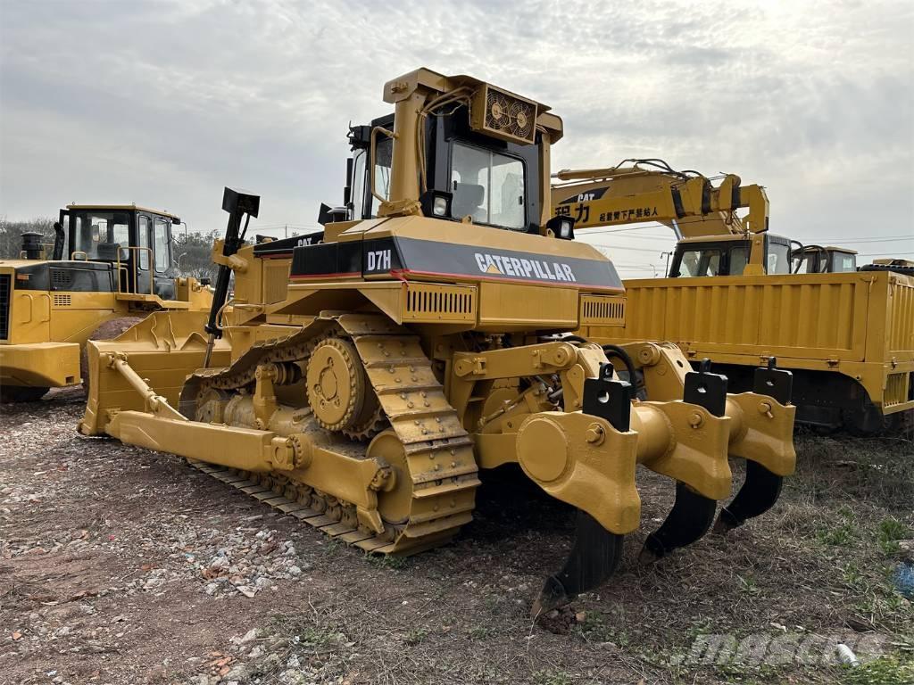 CAT D7H Rupsdozers