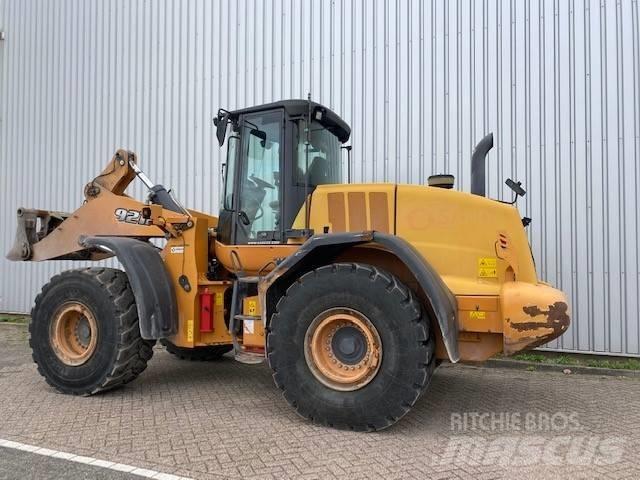 CASE 921F Wielladers