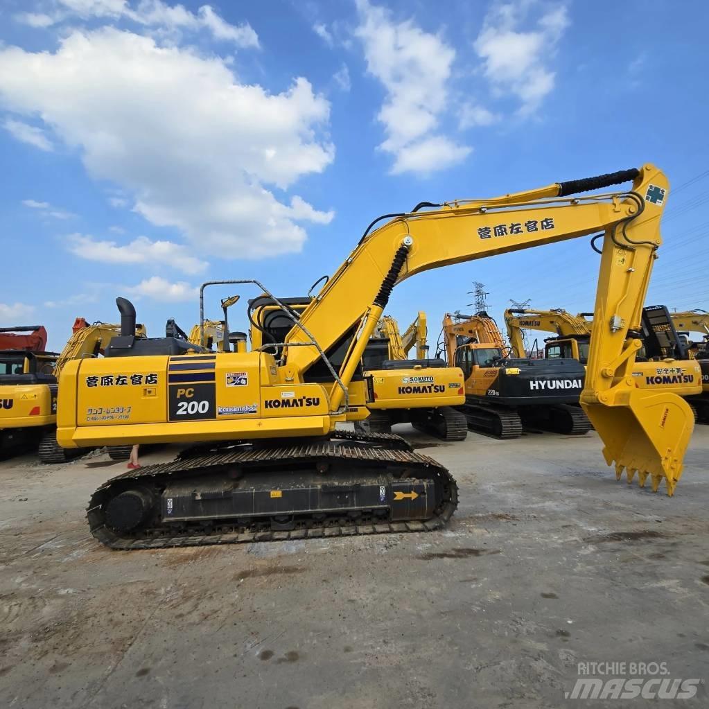 Komatsu PC 200-8 Rupsgraafmachines