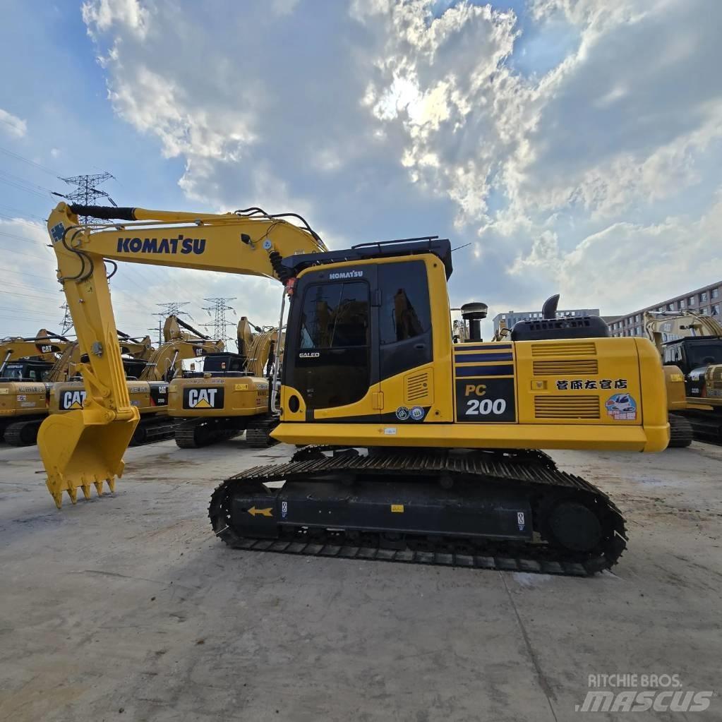 Komatsu PC 200-8 Rupsgraafmachines