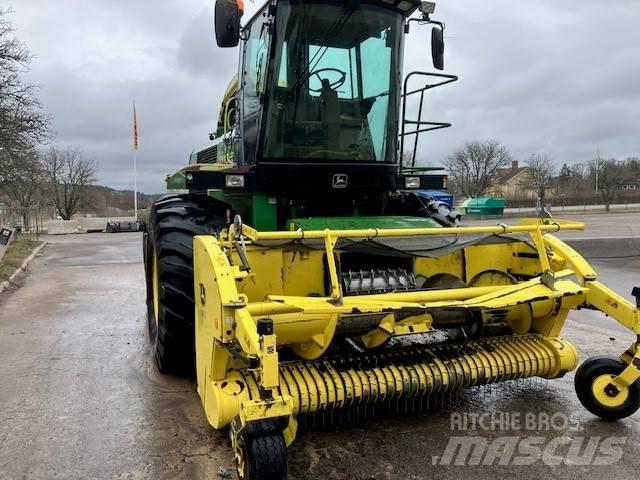 John Deere 6950 Zelfrijdende veldhakselaars