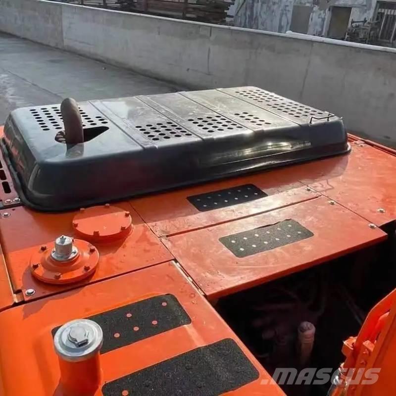 Hitachi ZX 200 Rupsgraafmachines