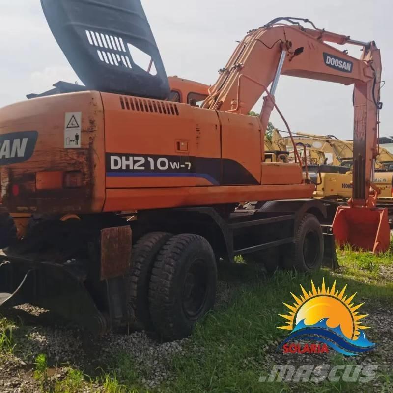 Doosan DH 210 W-7 Wielgraafmachines