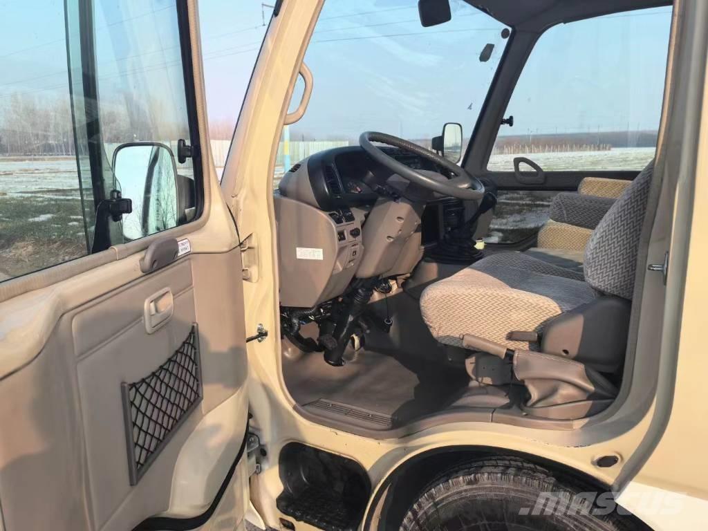 Toyota Coaster Bus Minibussen