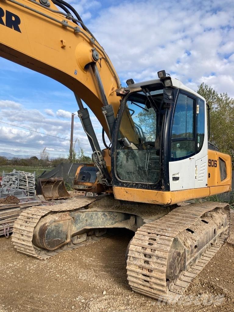 Liebherr R 906 Rupsgraafmachines