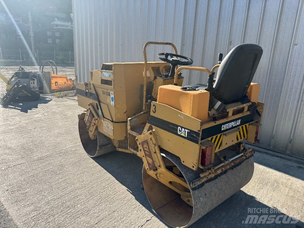CAT CB 214 B Grondverdichtingsmachines