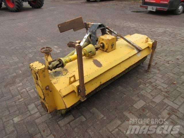 Riko M700 Overige wegenonderhoudsmachines