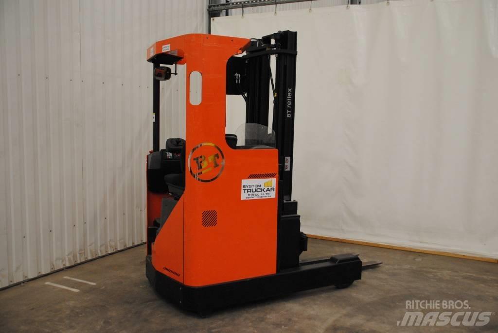 BT RRE 120M Reachtruck voor hoog niveau