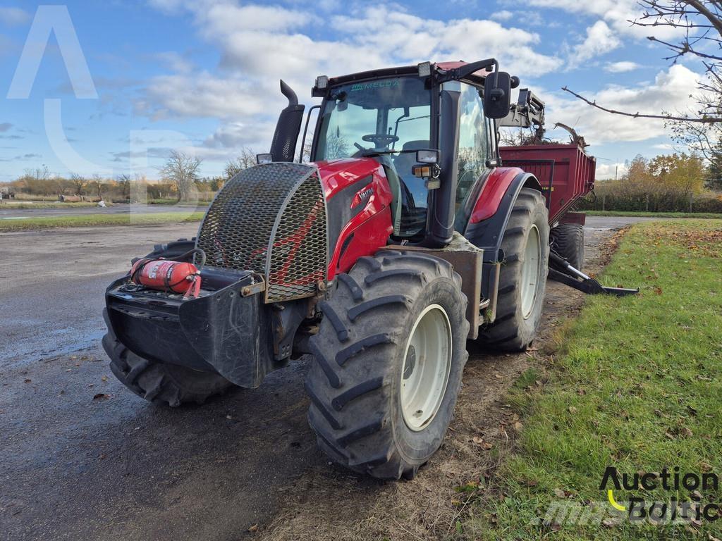 Valtra N114 EH Forwarders