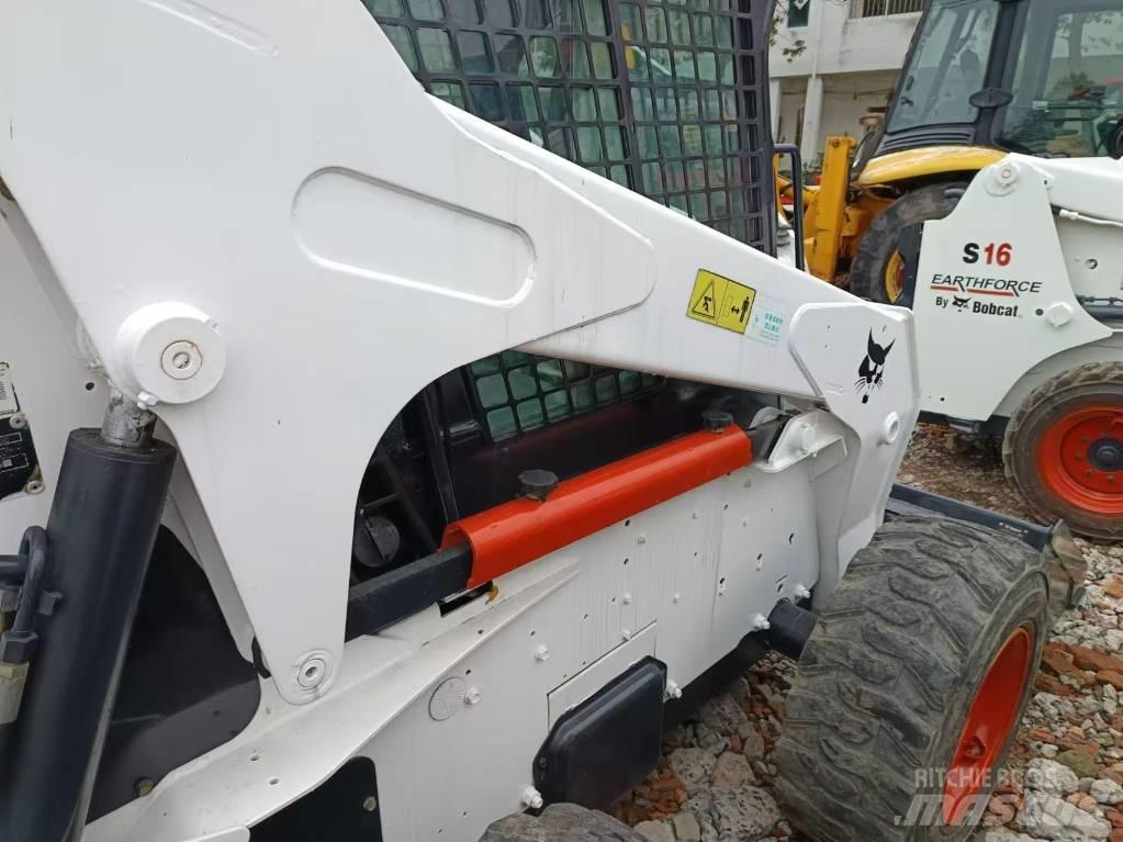 Bobcat S 330 Schrankladers