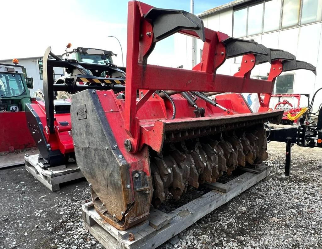 PRINOTH M700 Stobbenfreesmachines