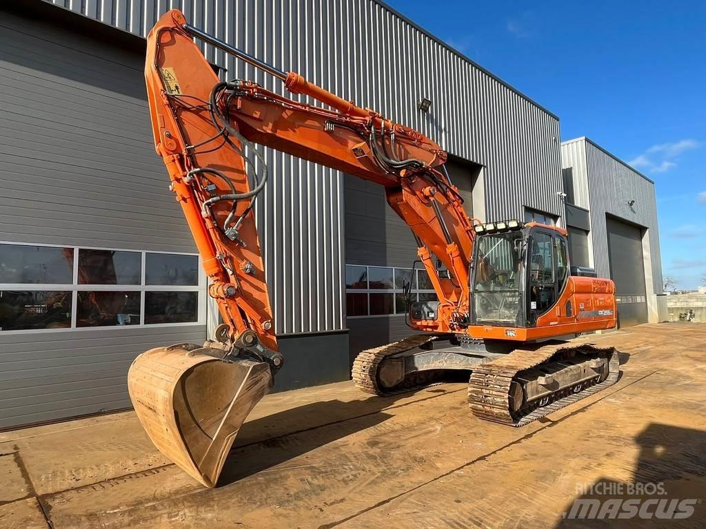 Doosan DX255LC-3 Rupsgraafmachines