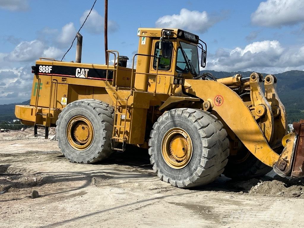 CAT 988 F II Wielladers