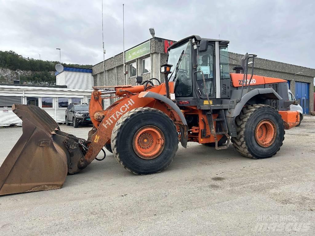 Hitachi ZW 220 Wielladers