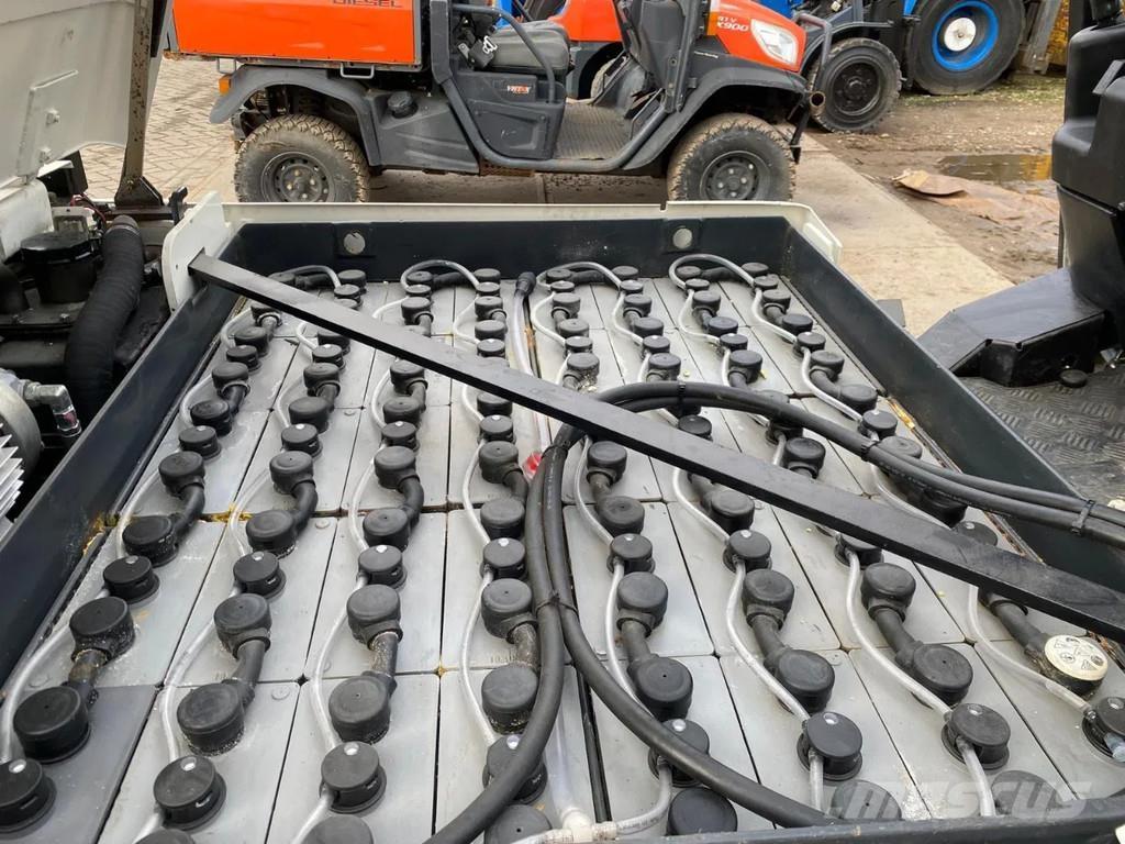 CAT EP30K-PAC Elektrische heftrucks