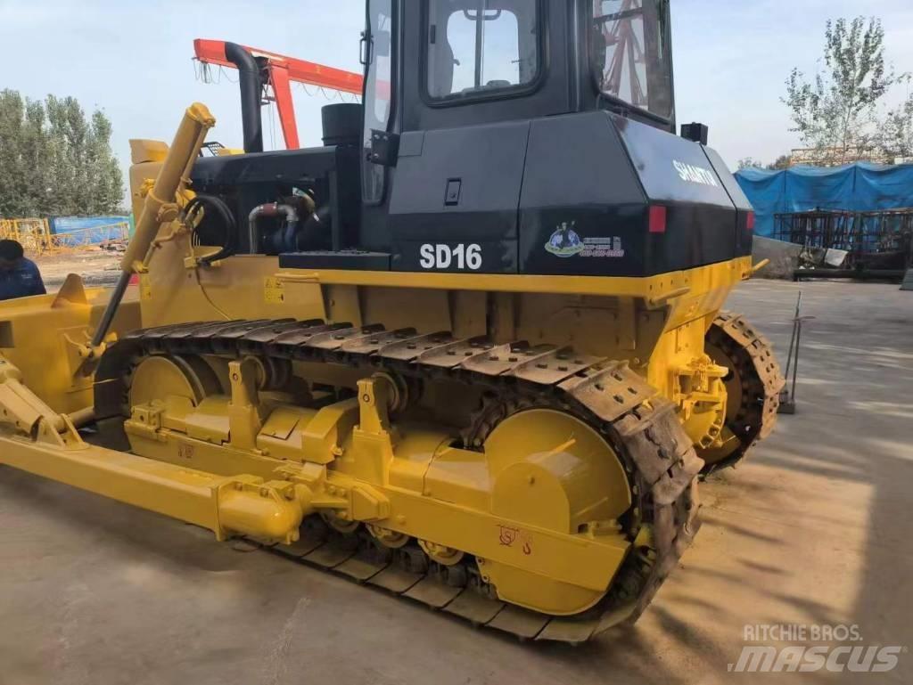 Shantui SD 16 Rupsdozers