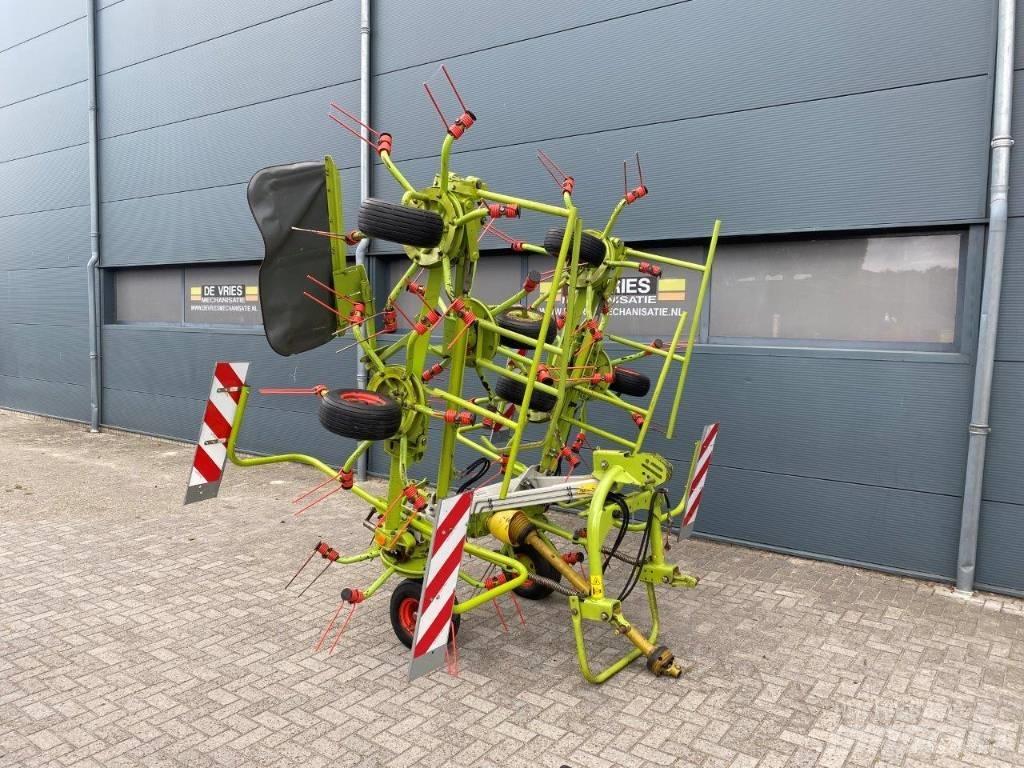 CLAAS Volto 870 Schudders