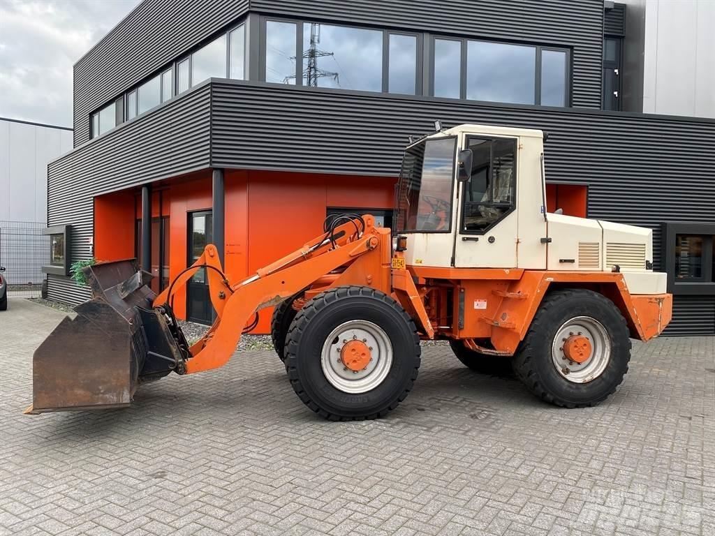 Schaeff SKS 661 Wielladers