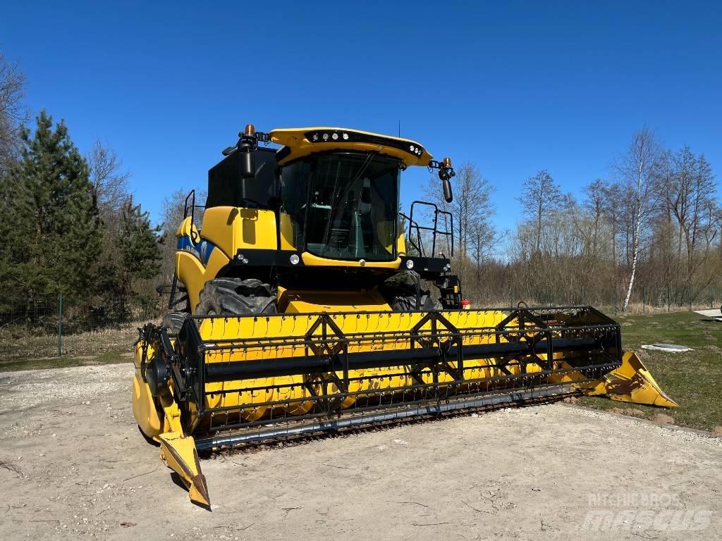 New Holland CX 6.80 Maaidorsmachines