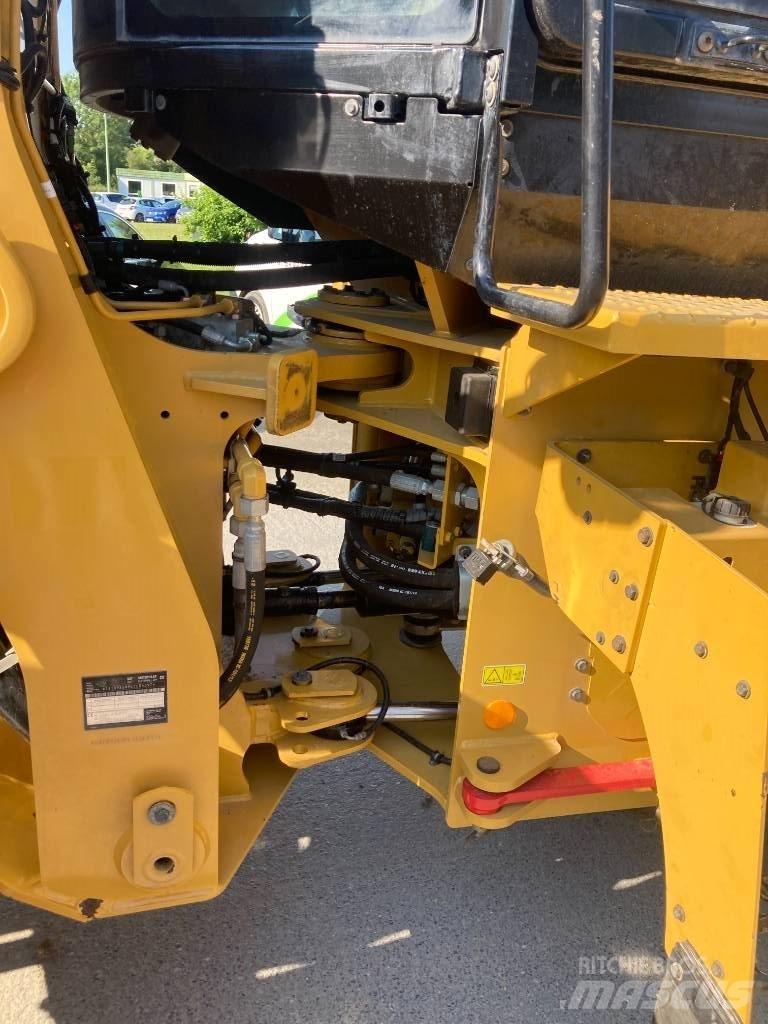 CAT 926M Wielladers