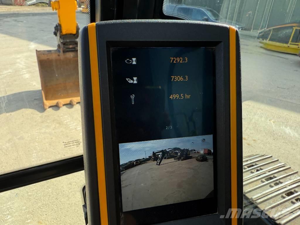 JCB JS 220 LC Rupsgraafmachines