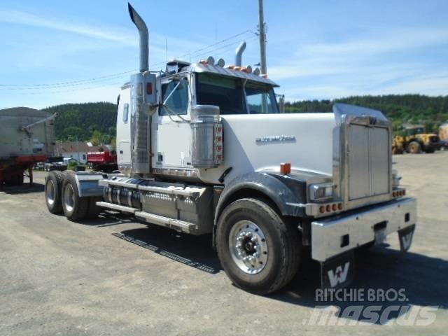 Western Star 4900 Trekkers