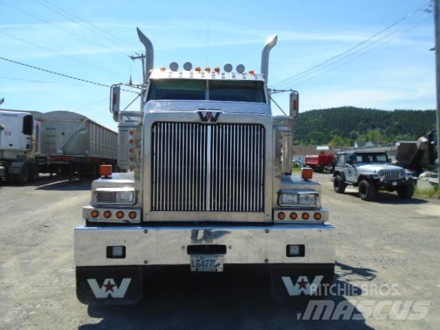 Western Star 4900 Trekkers