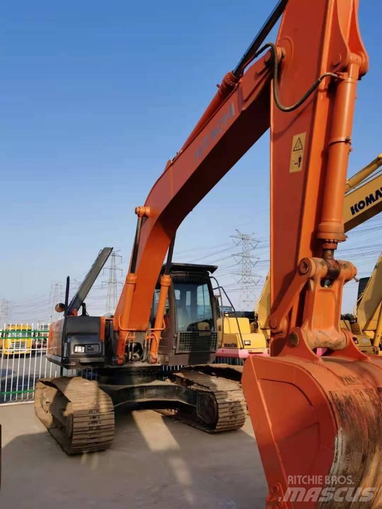 Hitachi ZX 210 Rupsgraafmachines