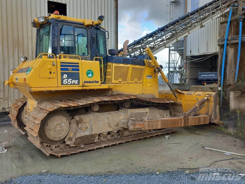Komatsu D65PX-18 Rupsdozers