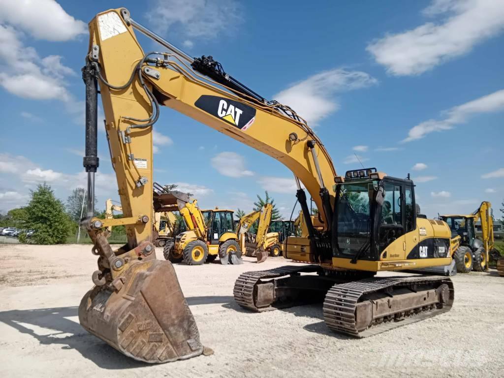CAT 323 D L Rupsgraafmachines