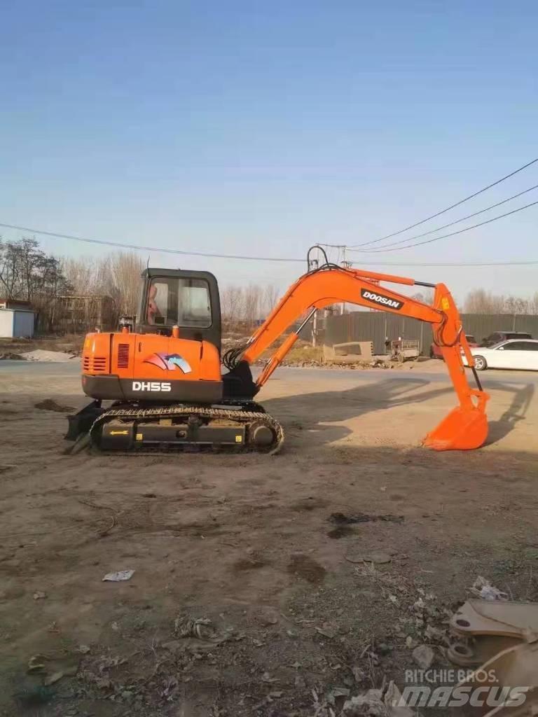 Doosan DH 55 Minigraafmachines < 7t