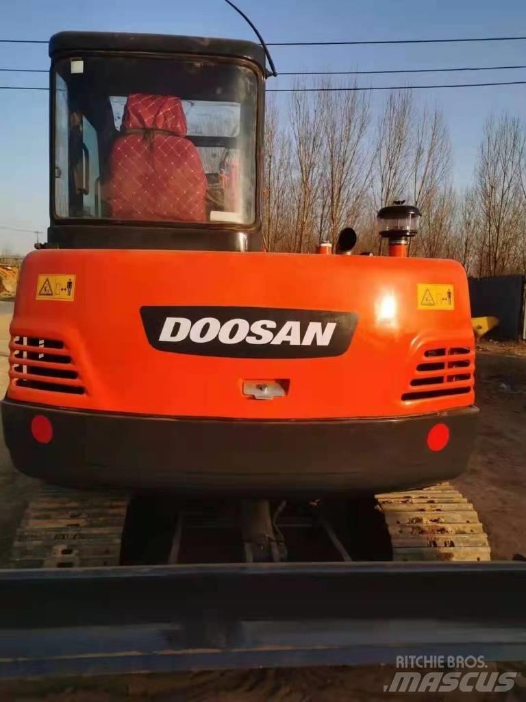 Doosan DH 55 Minigraafmachines < 7t