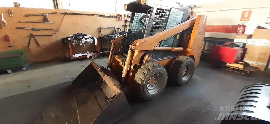 CASE 40XT Schrankladers