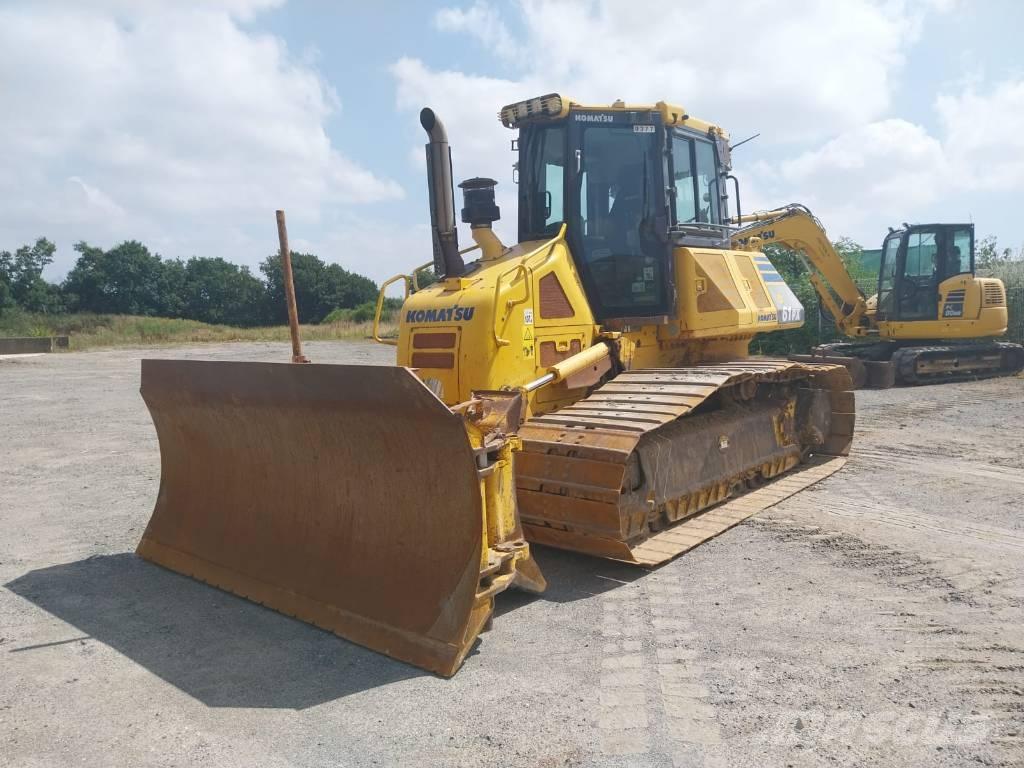 Komatsu D61PX-23 Rupsdozers